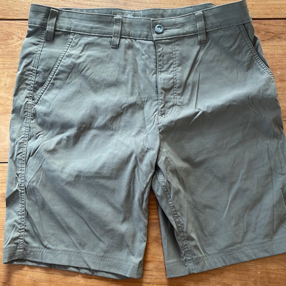 Men’s casual shirt